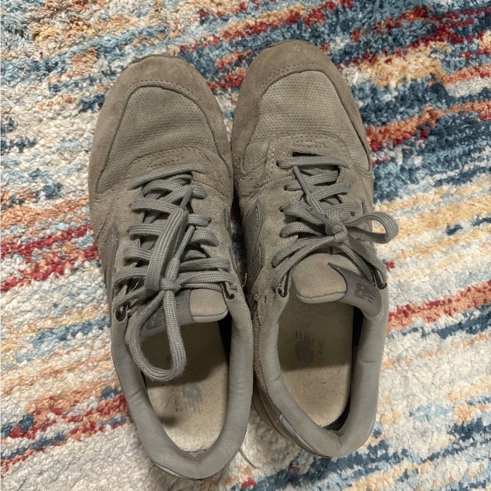 New balance sneakers size 7.5